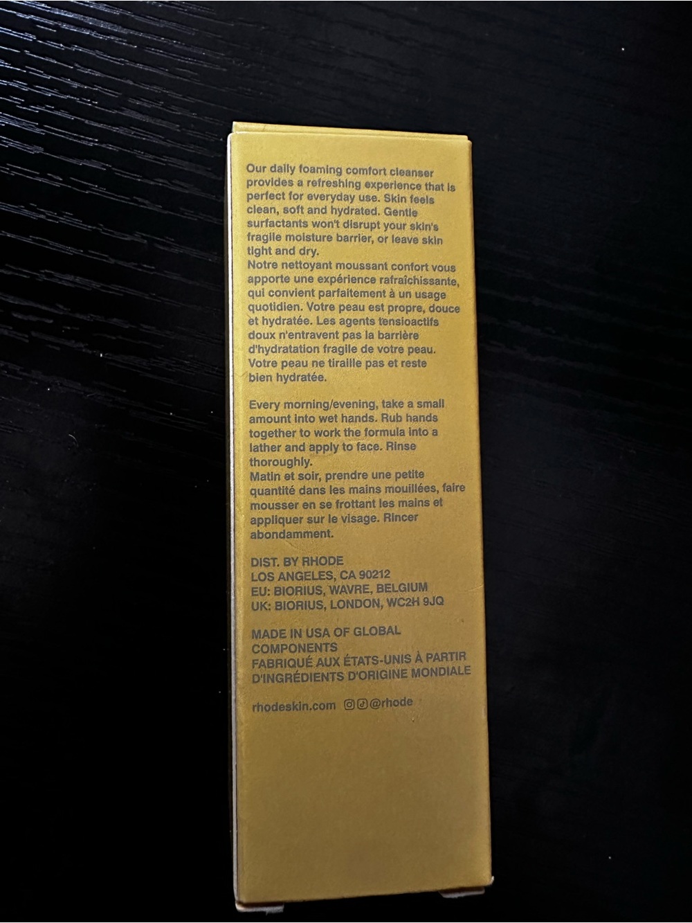 RHODE Pineapple Refresh Daily Cleanser - 20 mL Travel Size - Picture 2 of 3